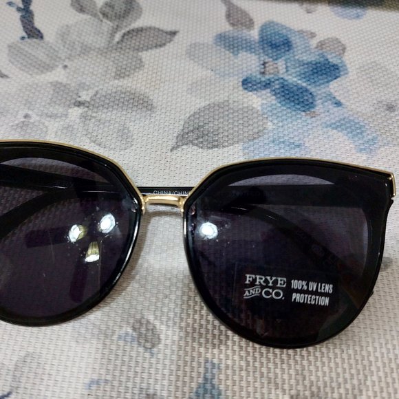 FRYE AND CO. Women’s Black & Gold Sunglasses Stylish Trendy Chic Cat 3 NS1022 main image 9